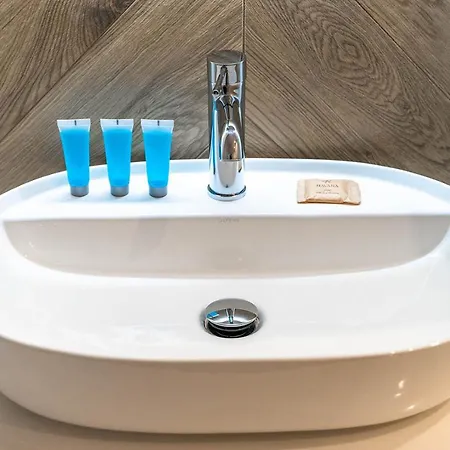 Piekna Grey דירה *